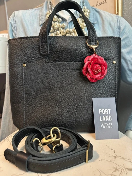 PLG Mini pebbled black Crossbody tote NEW - Picture 3 of 11